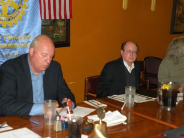 David Couch and Harley Pinson campaigned in The Mountain Communities. They appeared together in a dialogue with the Frazier Park and Mountain Communities Rotary Club meeting at La Sierra restaurant.