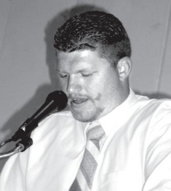 Jarudd Prosser speaking at the FMHS class of 2007 graduation.

