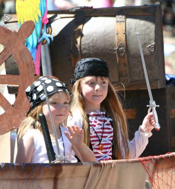 Hilltop School pirates in a past parade.