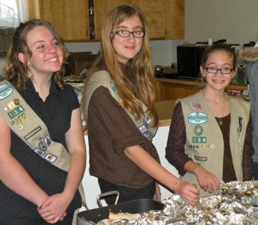 Girl Scouts Create Thanksgiving