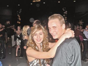 jasmine Wells and Dean Clarkson at the Snowflake Ball Saturday, Jan. 15 at Frazier Mountain High School. [Welles photo]
