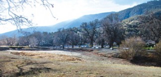 Frazier Mountain Park was still  totally dry on March 12, 2018 [photo by Patric Hedlund, The Mountain Enterprise]