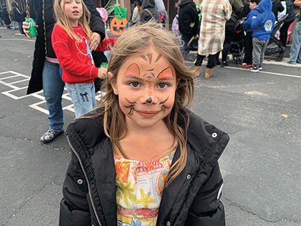Frazier Park Elementary puts on harvest festival