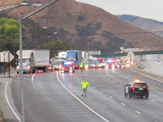 Northbound I-5 traffic being diverted off Interstate 5 and back south at Fort Tejon on Thursday, Oct. 15 at about 4:30 p.m. [photo by Gary Meyer, The Mountain Enterprise. Photo not to be copied or used for any purpose without permission. All rights reserved.]