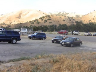 Lebec Oaks Road was closed and residents were being evacuated as crews arrived to fight the Lebec fire. [photo by Gary Meyer]