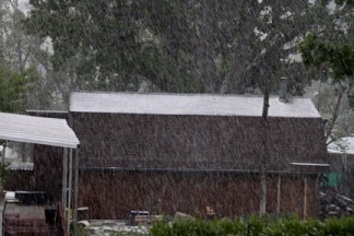 Snow coming down in Lebec [photo by Chuck Noble]