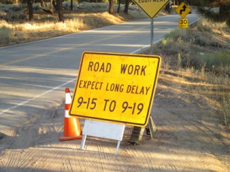 Motorists are advised to expect long delays in Mil Potrero Highway this week. [photo by Gary Meyer]